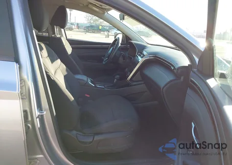 2022 Hyundai Tucson Sel z USA, uszkodzony, nr VIN 5NMJB3AE2NH004391